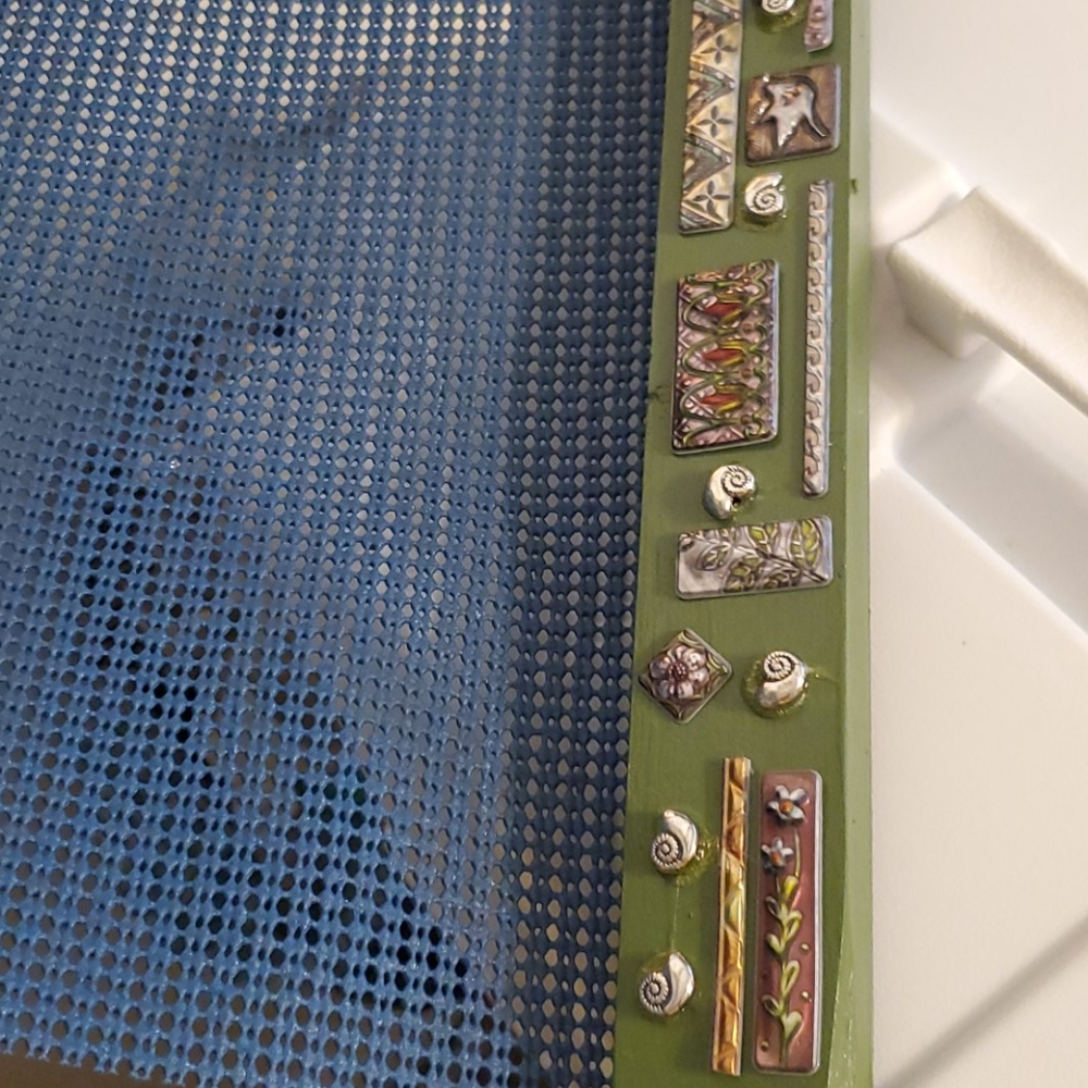 Earring Holder - Picture 2 of 3